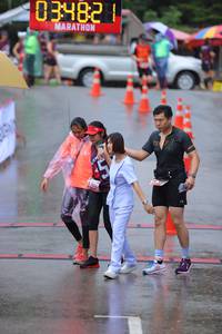 BIB: 03482
                            <button type="button" onclick="openModal(5730022)" class="btn btn-primary btn-sm float-right btn-popup" data-toggle="modal" data-target=".modal-high-quality">
                        <i class="fas fa-shopping-cart"></i> Add to Cart
                    </button>
                                            <button type="button" onclick="isThisMe(5730022, true)" class="btn btn-success btn-sm float-right btn-popup btn-isme hidden" data-toggle="tooltip" data-placement="bottom" title="นี่คือรูปของคุณใช่ไหม คลิกที่นี่เพื่อเอาเข้าอัลบั้ม">
                        <i class="fas fa-plus"></i> Add to album
                    </button>
                    <button type="button" onclick="isThisMe(5730022, false)" class="btn btn-warning btn-sm float-right btn-popup btn-isnotme hidden">
                        <i class="fas fa-ban"></i> Remove from album
                    </button>